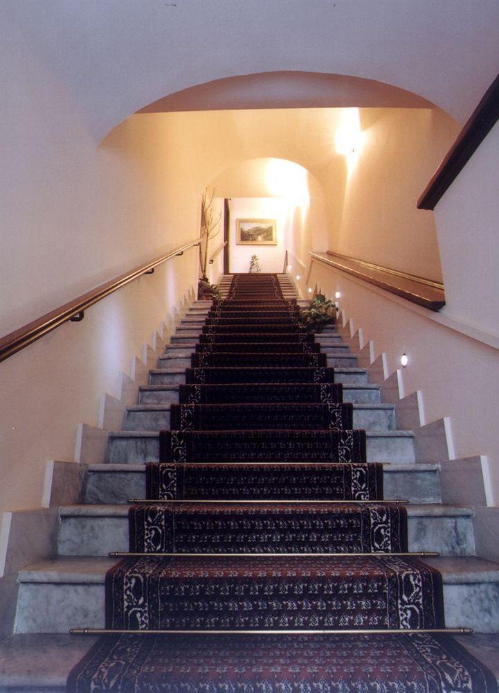 Hotel Stesicorea Palace 3*