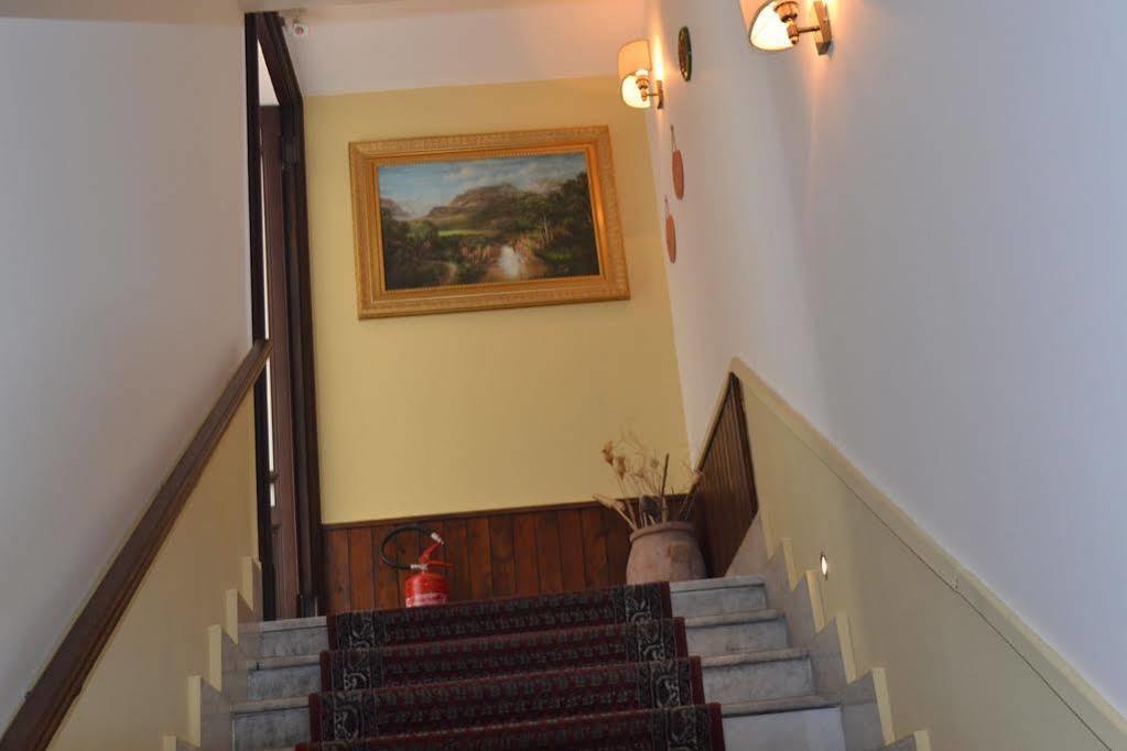 Stesicorea Palace Hotel 3*